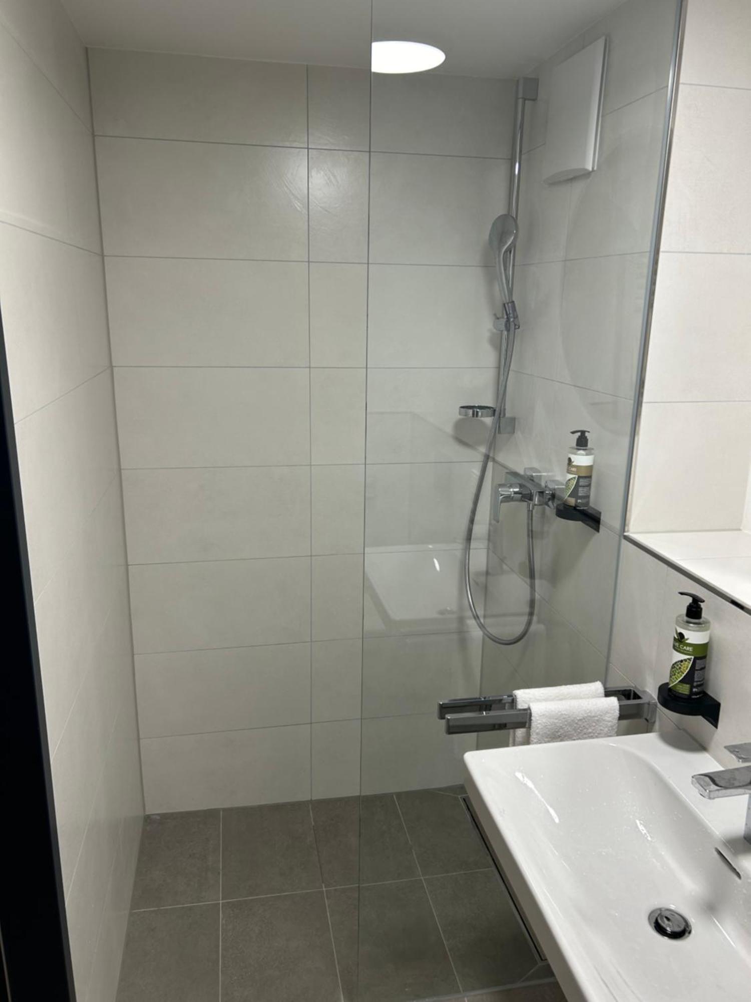 Munique Hotel Muenchen Unterschleissheim Bagian luar foto