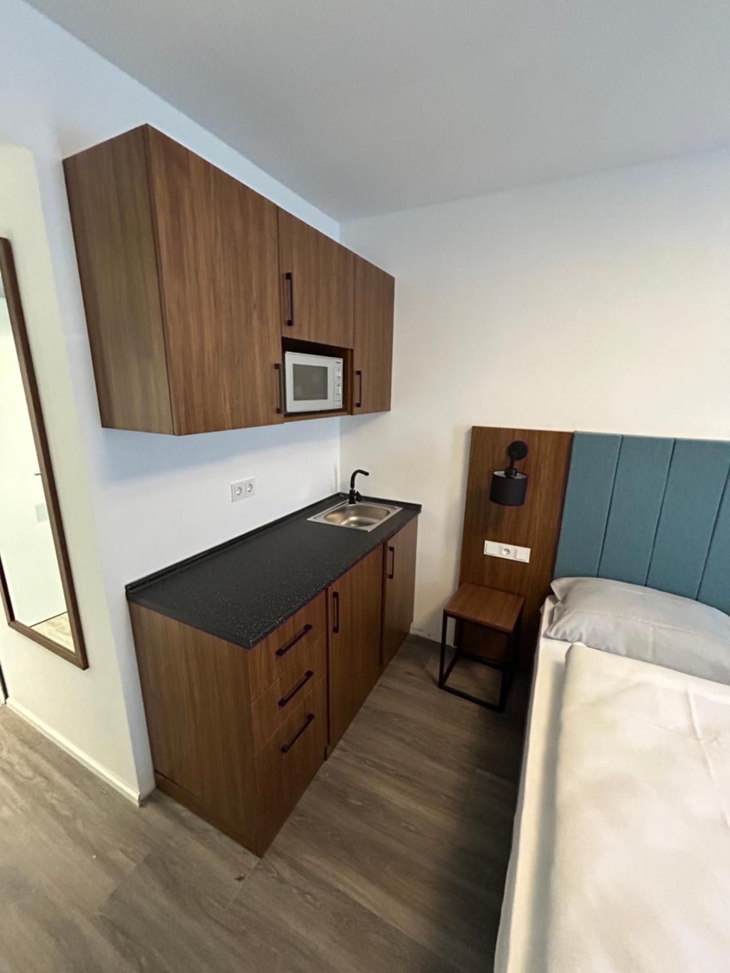 Munique Hotel Muenchen Unterschleissheim Bagian luar foto